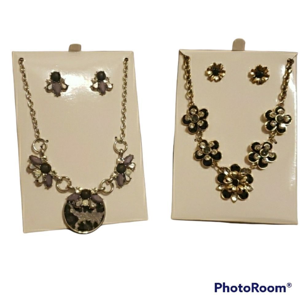 2 Women's Necklace and Earring Sets